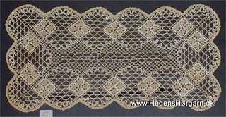 AN 0022 Table runners wide 16 cm.